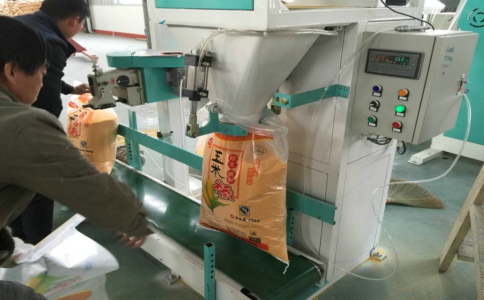 玉米深加工機械的設備特點和保養(yǎng)工作(圖1) 玉米深加工機械的設備特點和保養(yǎng)工作